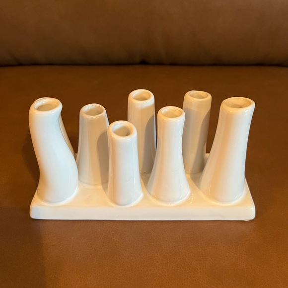 8 Multi Bud Vase in White - Picture 3 of 5